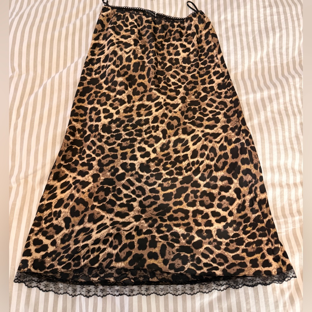Cotton Candy Leopard Print Skirt with Lace Trim